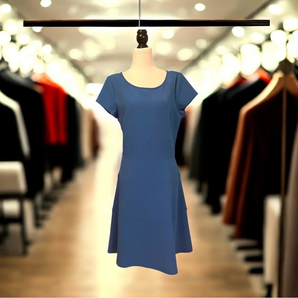 Ann Taylor Women’s Elegant Blue A-Line Dress Size L (approx) Fit & Flare Ponte